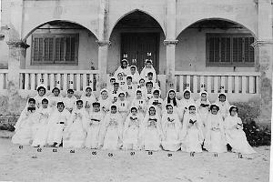 COMMUNIONS ORAN DU PATRONAGE ORAN DE LA JUS SAINT LOUIS  1954 N01